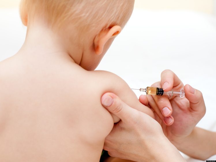 शिशु को 1 वर्ष की उम्र में लगाये जाने वाले टीके vaccination at the age of one
